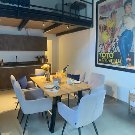 Casa Amici アパート トレモージネ