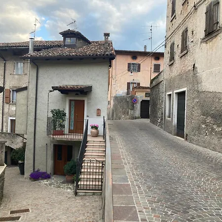 Casa Amici Daire *